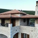 Olive Stone * Platanovrisi