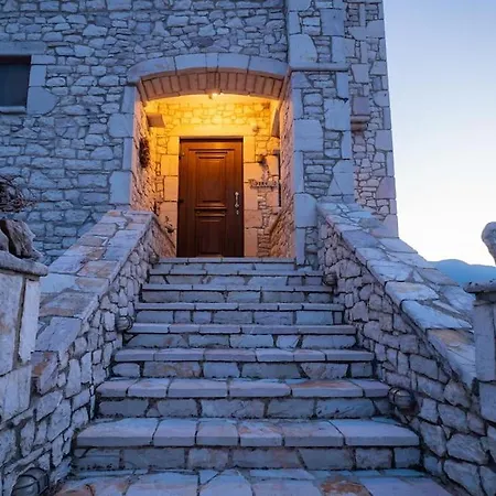 Olive Stone * Platanovrisi